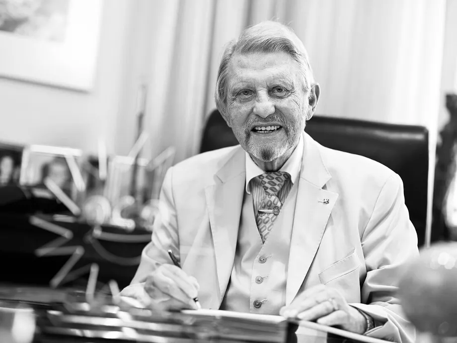 TuS N-Lübbecke trauert um Paul Gauselmann